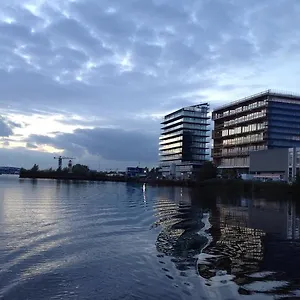 https://black-jack-suites-amsterdam.amsterdamhotelsnl.com