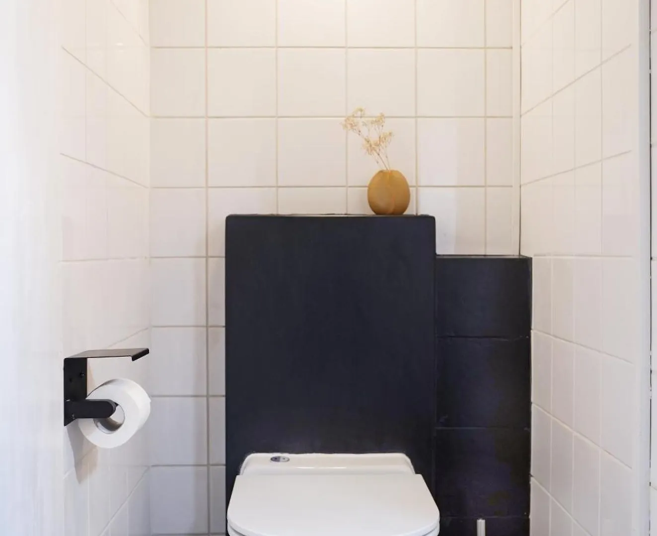 Authentic Amsterdam Bed And Breakfast Rai Nederland