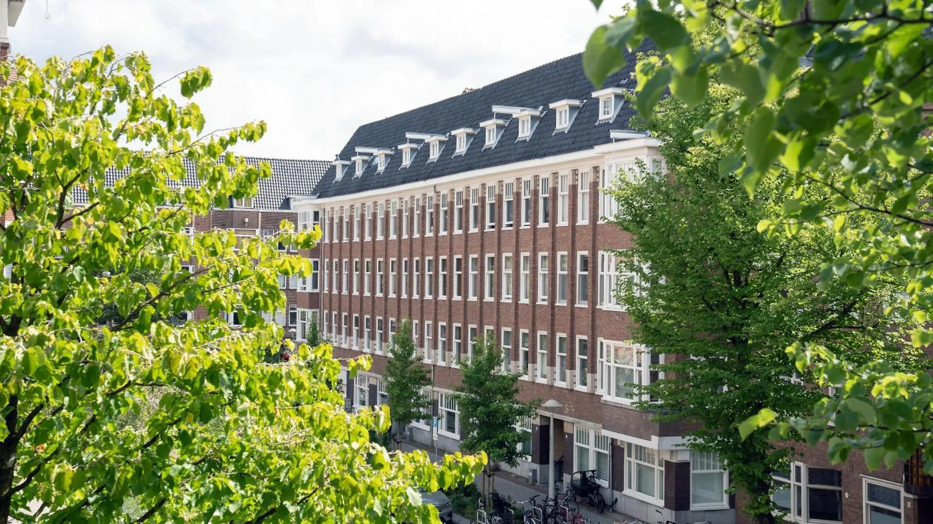 Authentic Amsterdam Bed And Breakfast Rai 0*,  Paesi Bassi