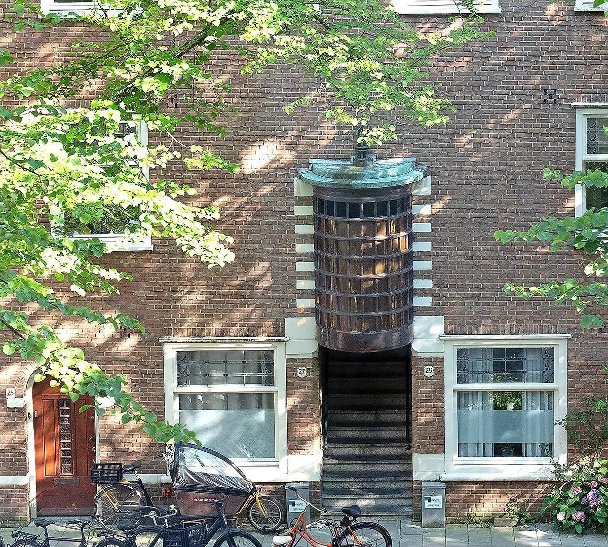 Authentic Amsterdam Bed And Breakfast Rai